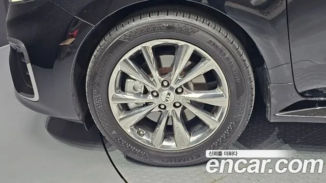 Kia The New Carnival 2019 Черный из Кореи, фото 6