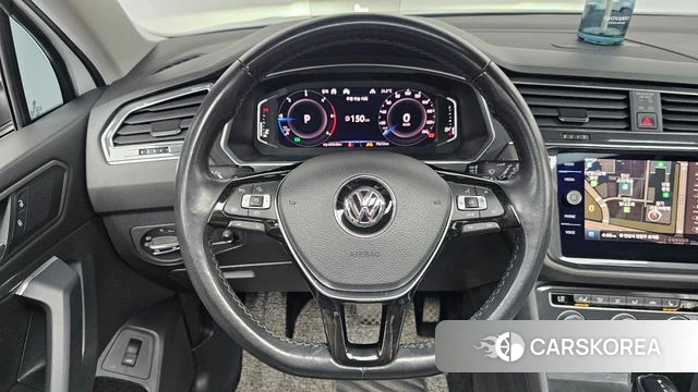 Volkswagen Tiguan Allspace 2020 Белый из Кореи, фото 6