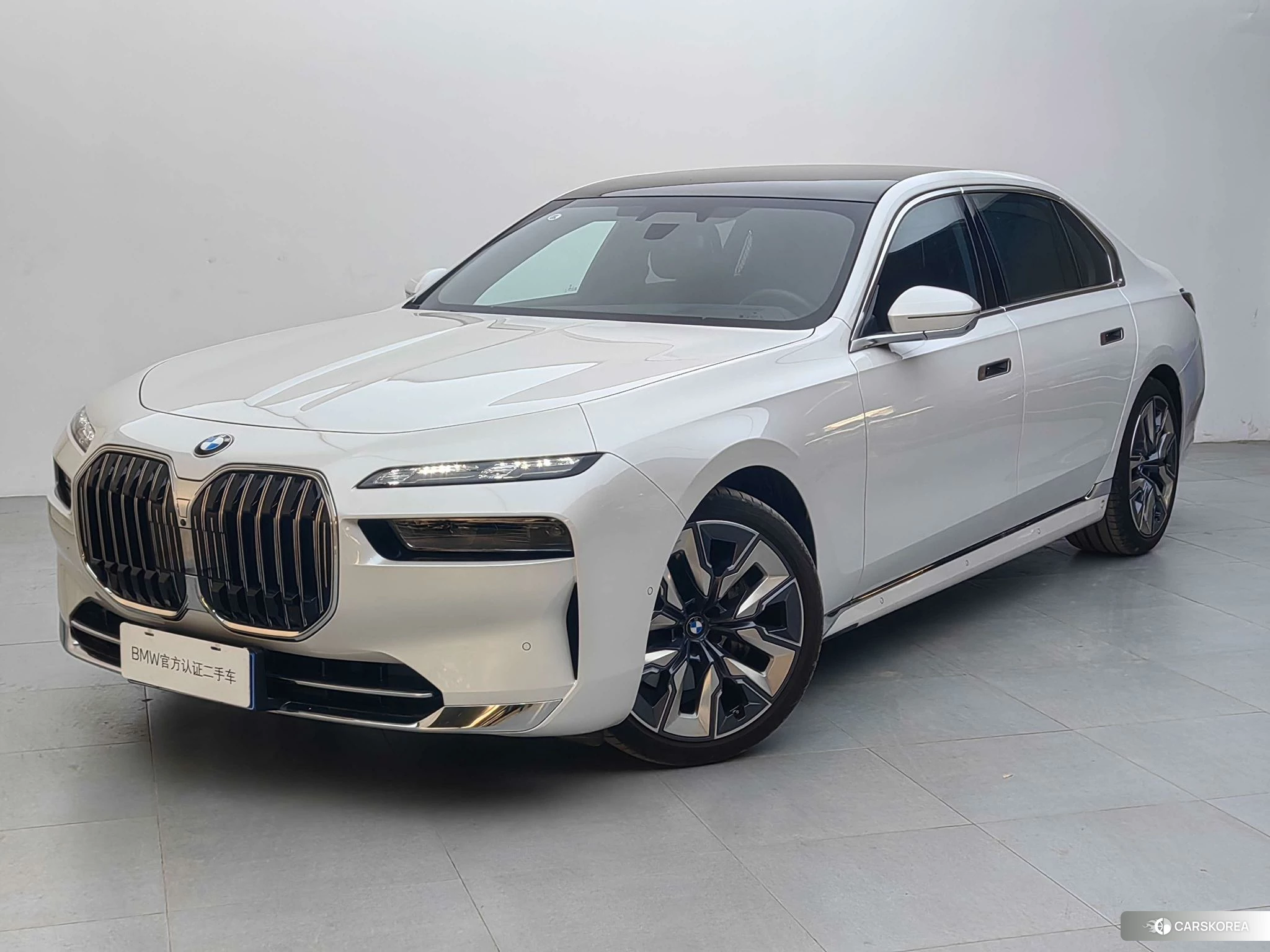 BMW 7 series 2022 Белый из Китая, фото 6