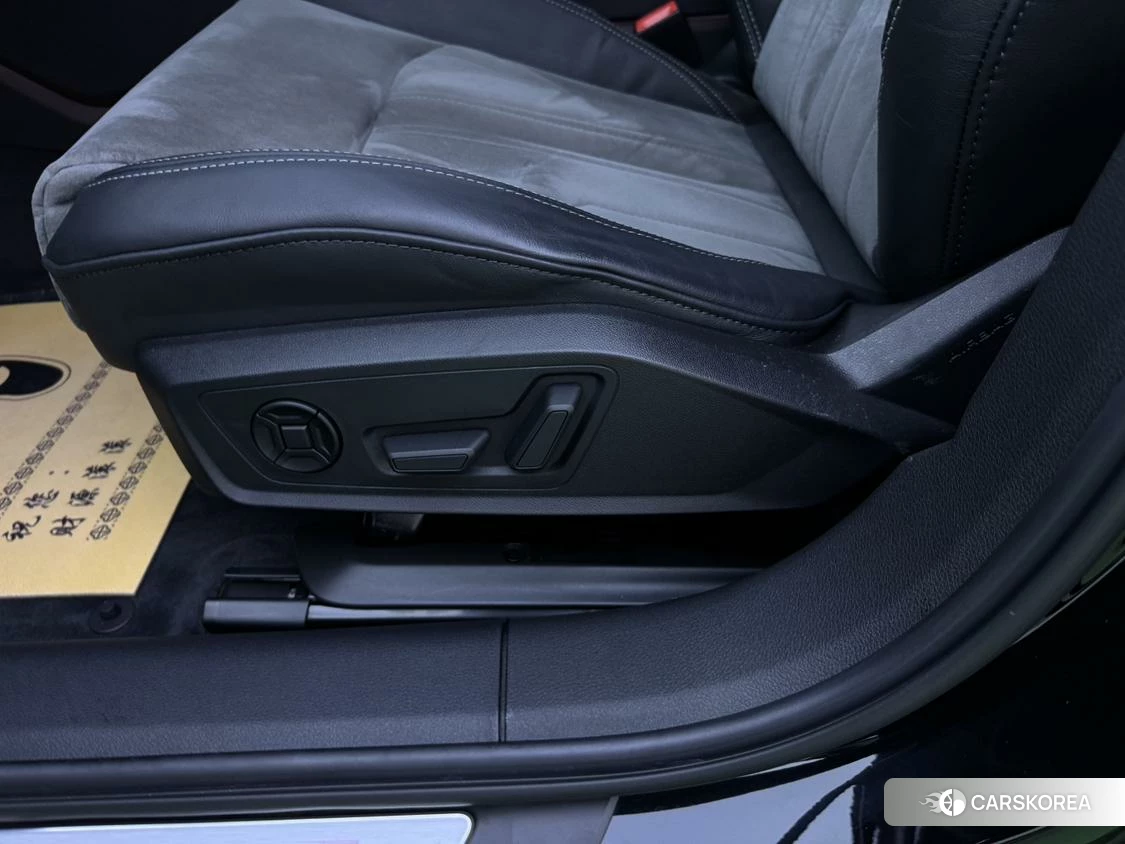 Audi A6L 2021 Черный из Китая, фото 6