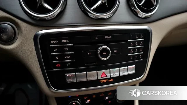 Mercedes-Benz GLA-Class X156 2018 Белый из Кореи, фото 6