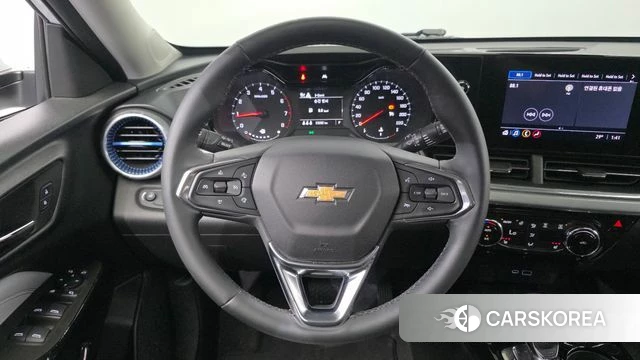 Chevrolet (GM Daewoo) Trax Crossover 2023 Белый из Кореи, фото 6