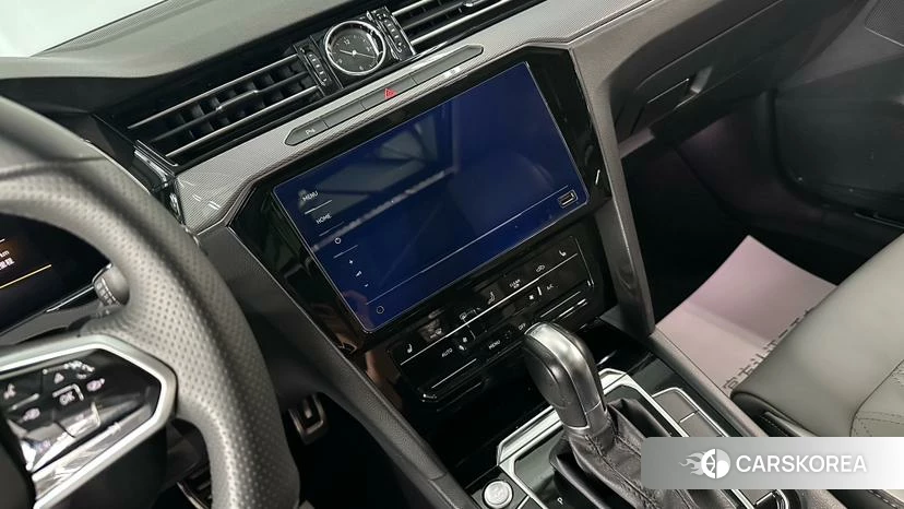 Volkswagen Magotan 2022 Черный из Китая, фото 6
