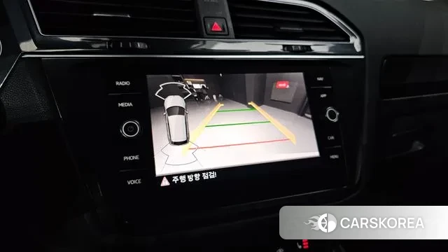 Volkswagen Tiguan second Generation 2022 Серебристо-серый из Кореи, фото 6