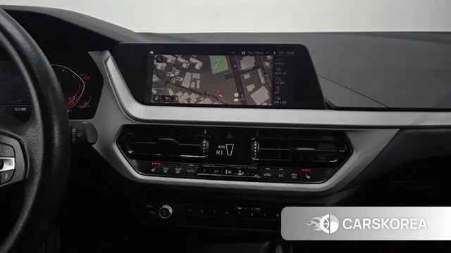 BMW 1 Series (F40) 2020 Черный из Кореи, фото 6