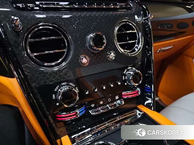 Rolls-Royce Cullinan 2025 Черный из Кореи, фото 6