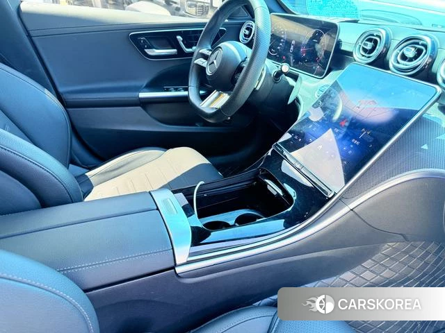 Mercedes-Benz Class C 2024 Белый из Китая, фото 6