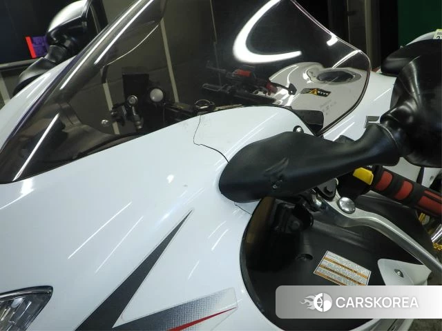 Проданный Suzuki GSX1300R HAYABUSA 2012 из Японии, фото 2