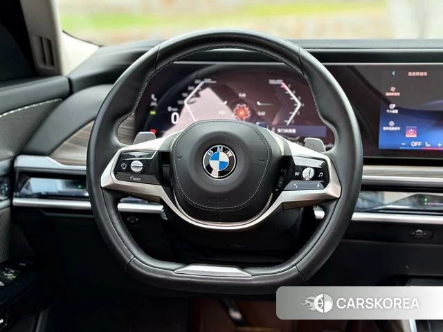 BMW 7 series 2024 Черный из Китая, фото 6