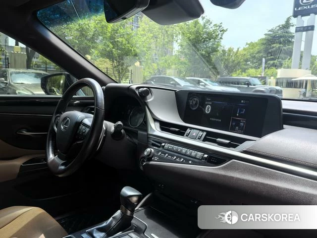 Lexus ES 2021 Черный из Китая, фото 6