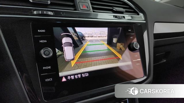 Volkswagen Tiguan second Generation 2020 Белый из Кореи, фото 6