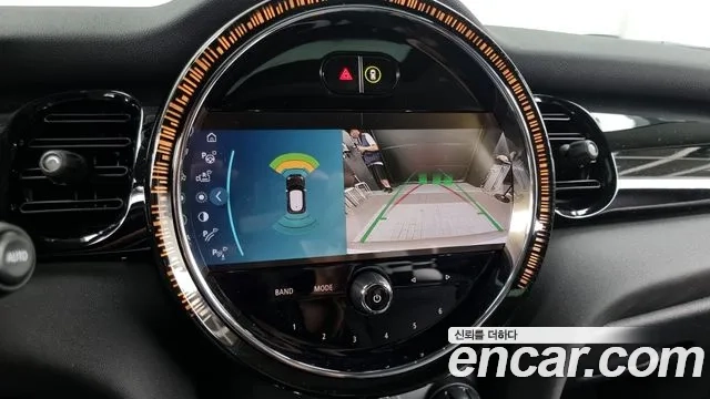 Mini Cooper 2023 Жемчужный цвет из Кореи, фото 6