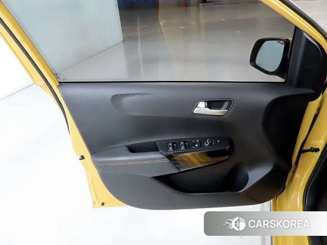 Kia Morning Urban (JA) 2021 Желтый из Кореи, фото 6