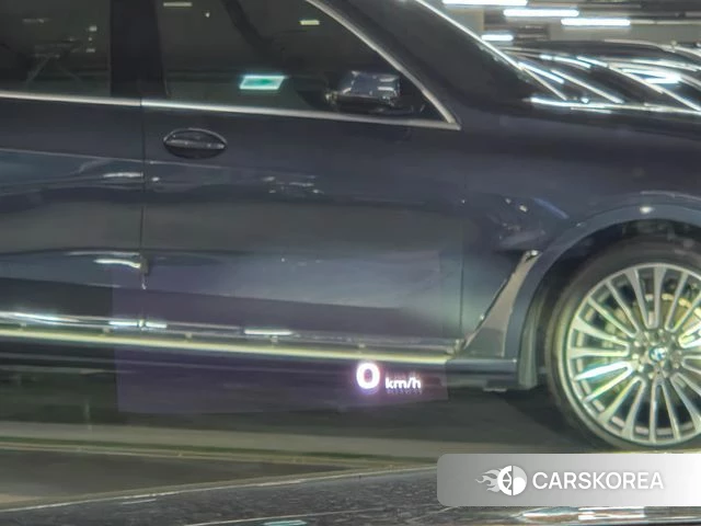 Bentley Flying Spur 3rd Generation 2023 Темно-зеленый из Кореи, фото 6