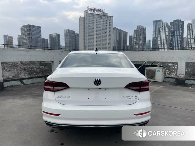 Volkswagen Lavida 2021 Белый из Китая, фото 6