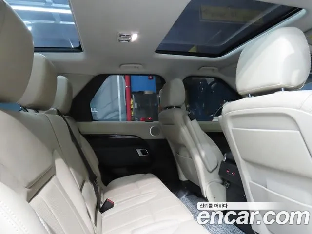 Land Rover Discovery 5 2019 Черный из Кореи, фото 6