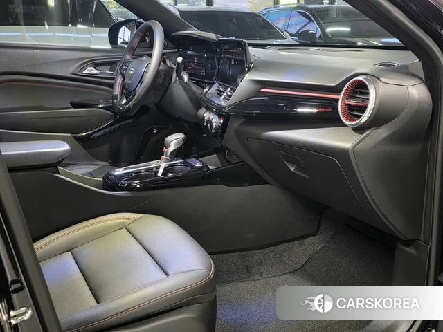 Chevrolet (GM Daewoo) Trax Crossover 2023 Черный из Кореи, фото 6