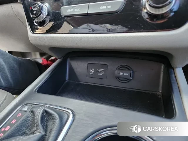 Kia The New Carnival 2018 Черный из Кореи, фото 6