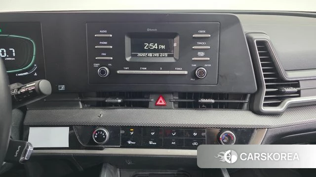 Kia Sportage 5th Generation 2024 Белый из Кореи, фото 6