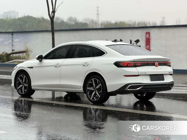 Volkswagen Lingdu 2024 Белый из Китая, фото 6