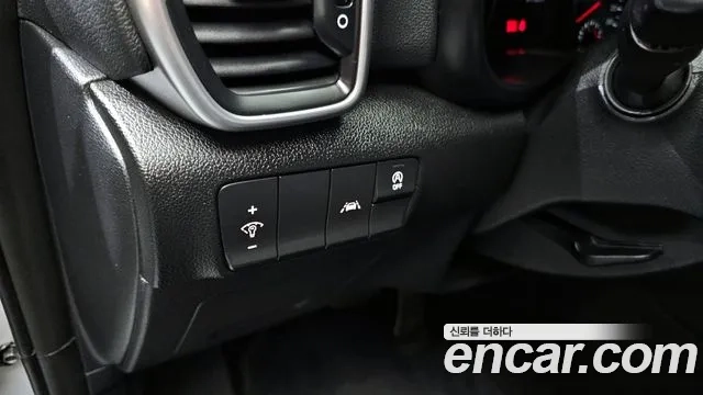 Kia Sportage The Bold 2021 Серебряный из Кореи, фото 6