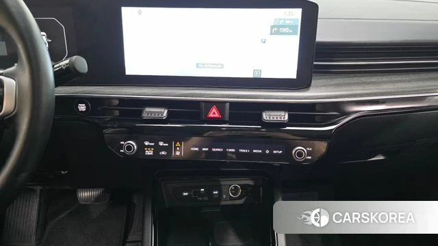 Kia The New K5 3rd generation 2024 Белый из Кореи, фото 6