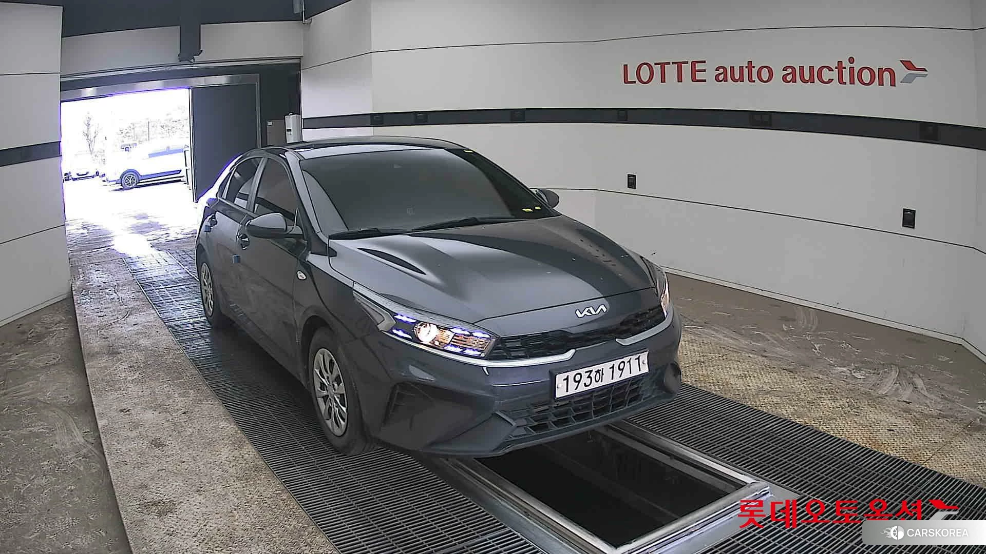 Kia K3 2022 Platinium Graphite из Кореи, фото 6