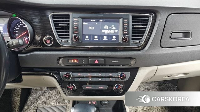Kia The New Carnival 2019 Серый из Кореи, фото 6