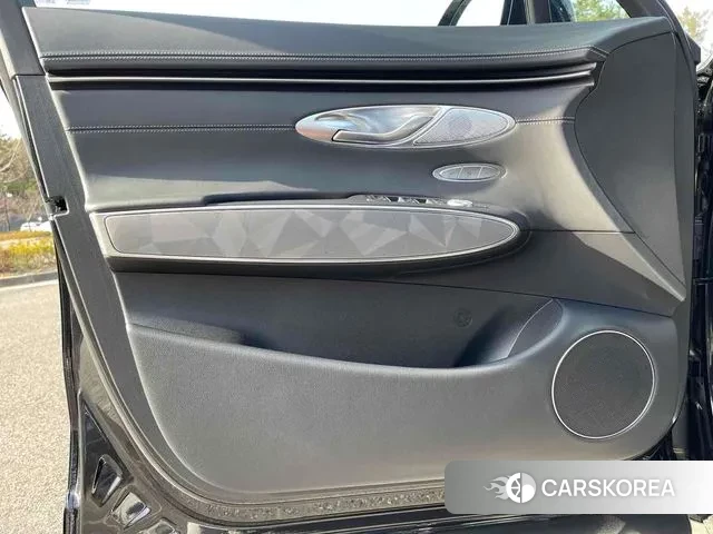 Genesis GV70 2024 Черный из Кореи, фото 6