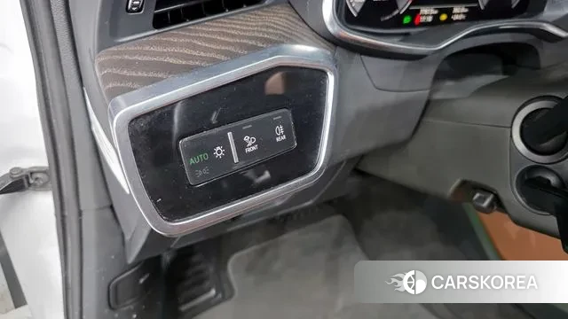 Audi A6 (C8) 2020 Белый из Кореи, фото 6