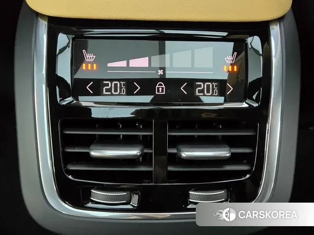 Volvo XC90 second Generation 2025 Черный из Кореи, фото 6