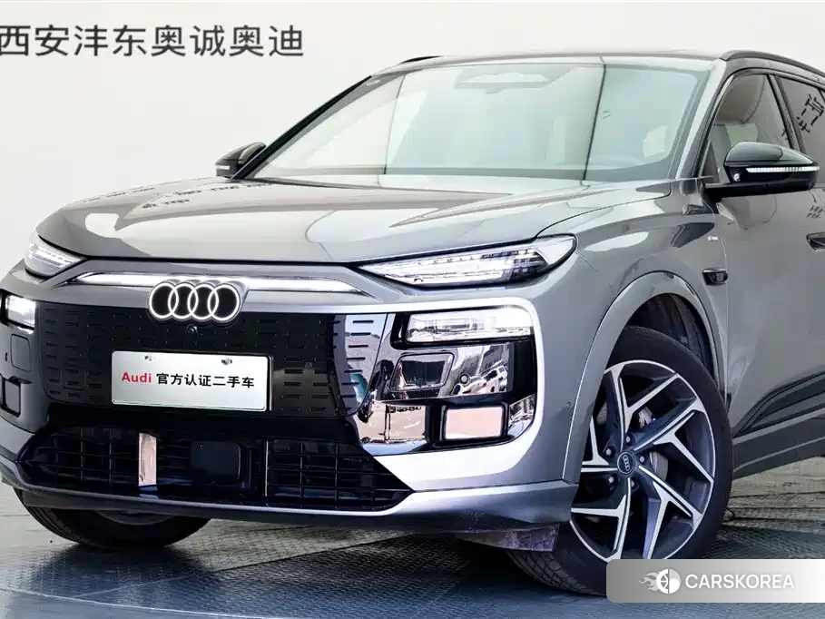 Audi Q6L e-tron 2025 Silver/gray из Китая, фото 6