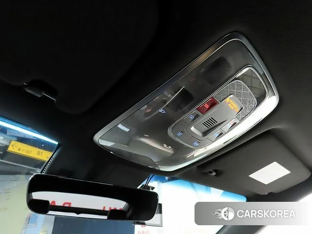 Genesis GV60 2022 Серебристо-серый из Кореи, фото 6