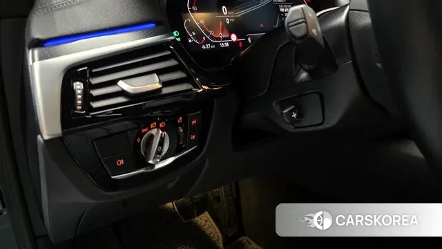 BMW 5 Series (G30) 2023 Черный из Кореи, фото 6