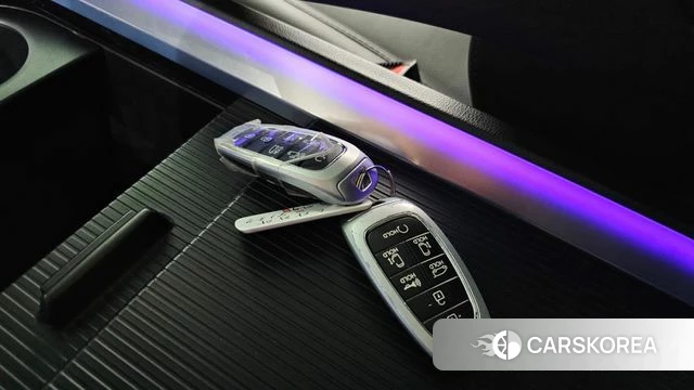 Hyundai Staria 2022 Белый из Кореи, фото 6