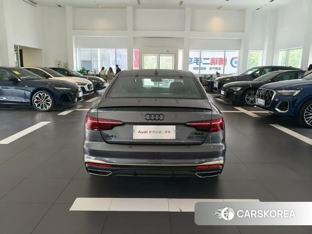 Audi A4L 2024 Темно-серый из Китая, фото 6