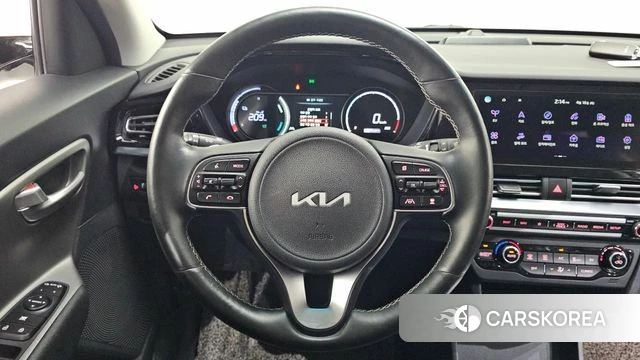 Kia Niro Plus 2022 Белый из Кореи, фото 6