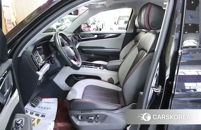 Volkswagen Tourang 2024 Черный из Китая, фото 6