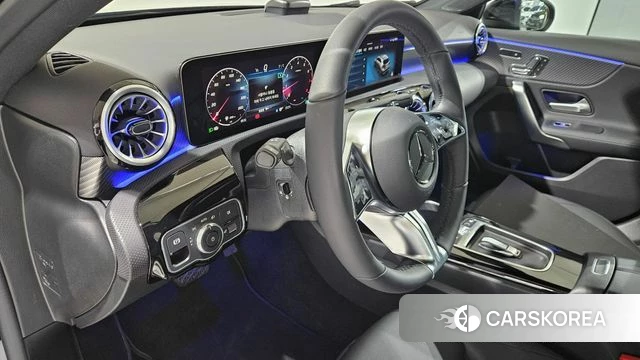 Mercedes-Benz A-Class W177 2025 Черный из Кореи, фото 6