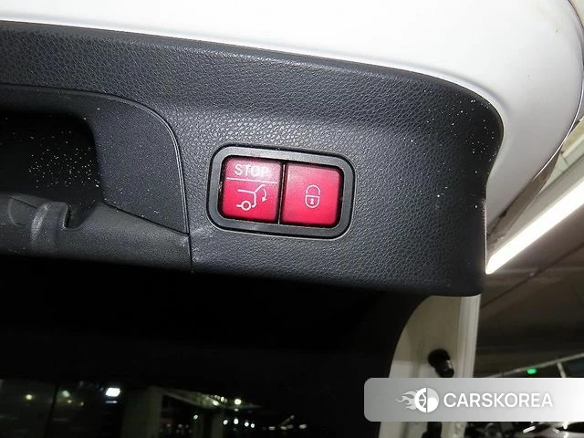 Mercedes-Benz GLC-Class X253 2020 Белый из Кореи, фото 6