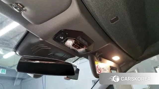 BMW M4 (G82) 2023 Серебристо-серый из Кореи, фото 6