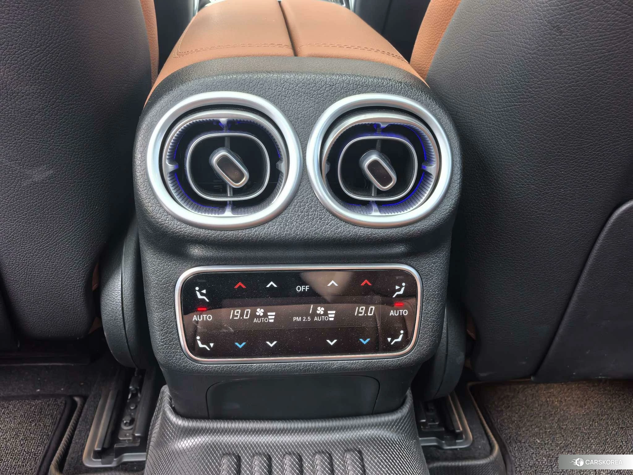 Mercedes-Benz GLC 2023 Черный из Китая, фото 6