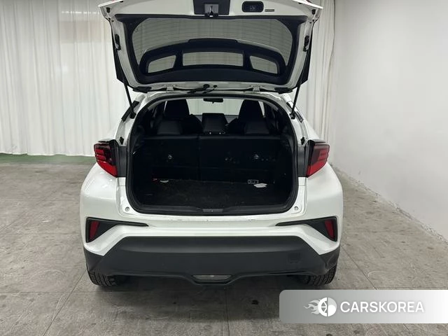 Toyota C-HR 2022 Белый из Китая, фото 6