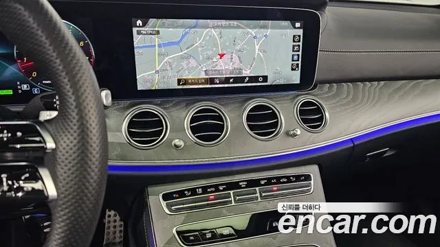 Mercedes-Benz E-Class W213 2022 Белый из Кореи, фото 6