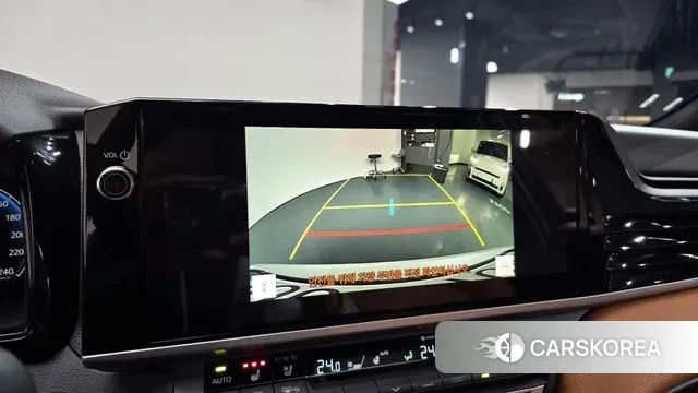 Toyota Camry (XV80) 2025 Белый из Кореи, фото 6