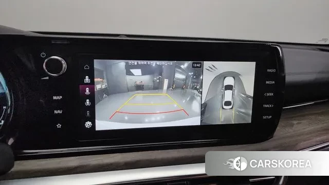 Kia K5 3rd generation 2023 Белый из Кореи, фото 6