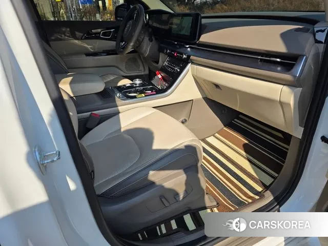 Kia Carnival 4th generation 2023 Белый из Кореи, фото 6