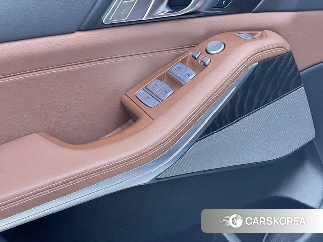 BMW X7 2022 Черный из Китая, фото 6