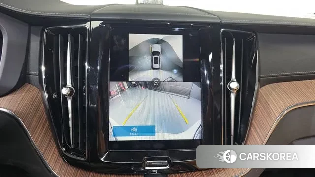 Volvo XC60 second Generation 2023 Белый из Кореи, фото 6