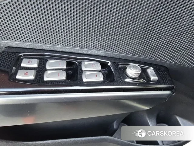 Ssangyong Tivoli Armor 2019 Белый из Кореи, фото 6